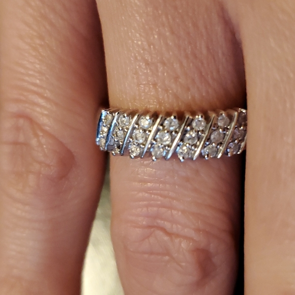 Macys Diamond 3 Row 14k White Gold Ring - Size 6 Used - Picture 3 of 12